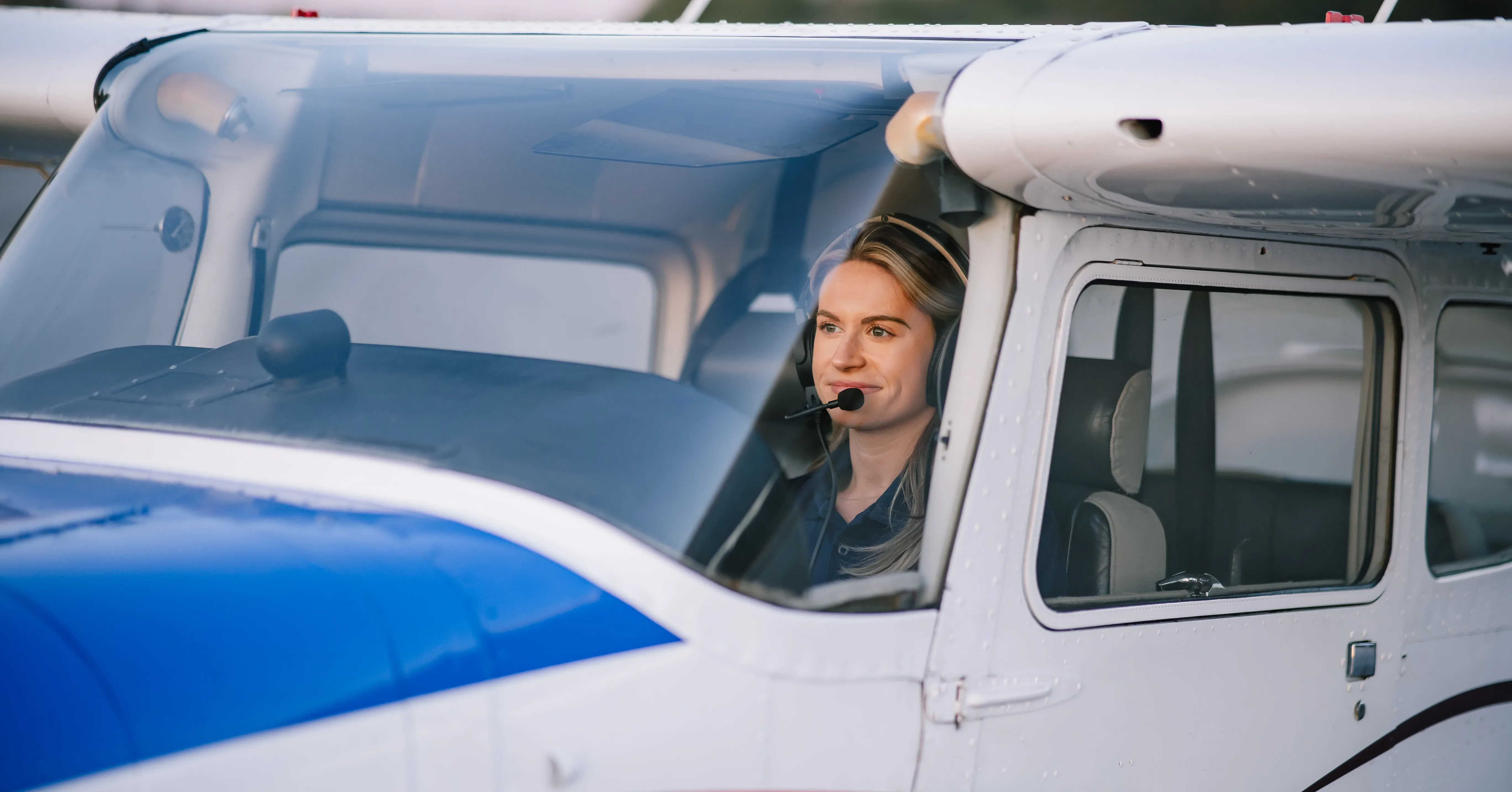Speedway Flight Training aircraft on the runway at Atlanta Speedway Airport